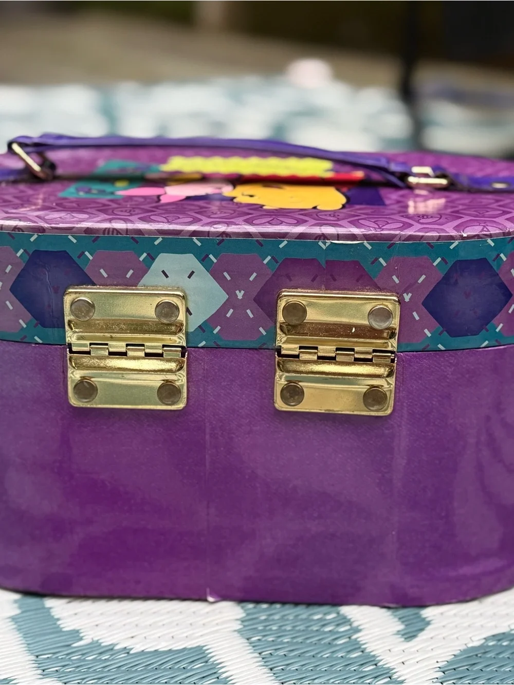 Winnie the Pooh Purple Carry Case with Gold Latch